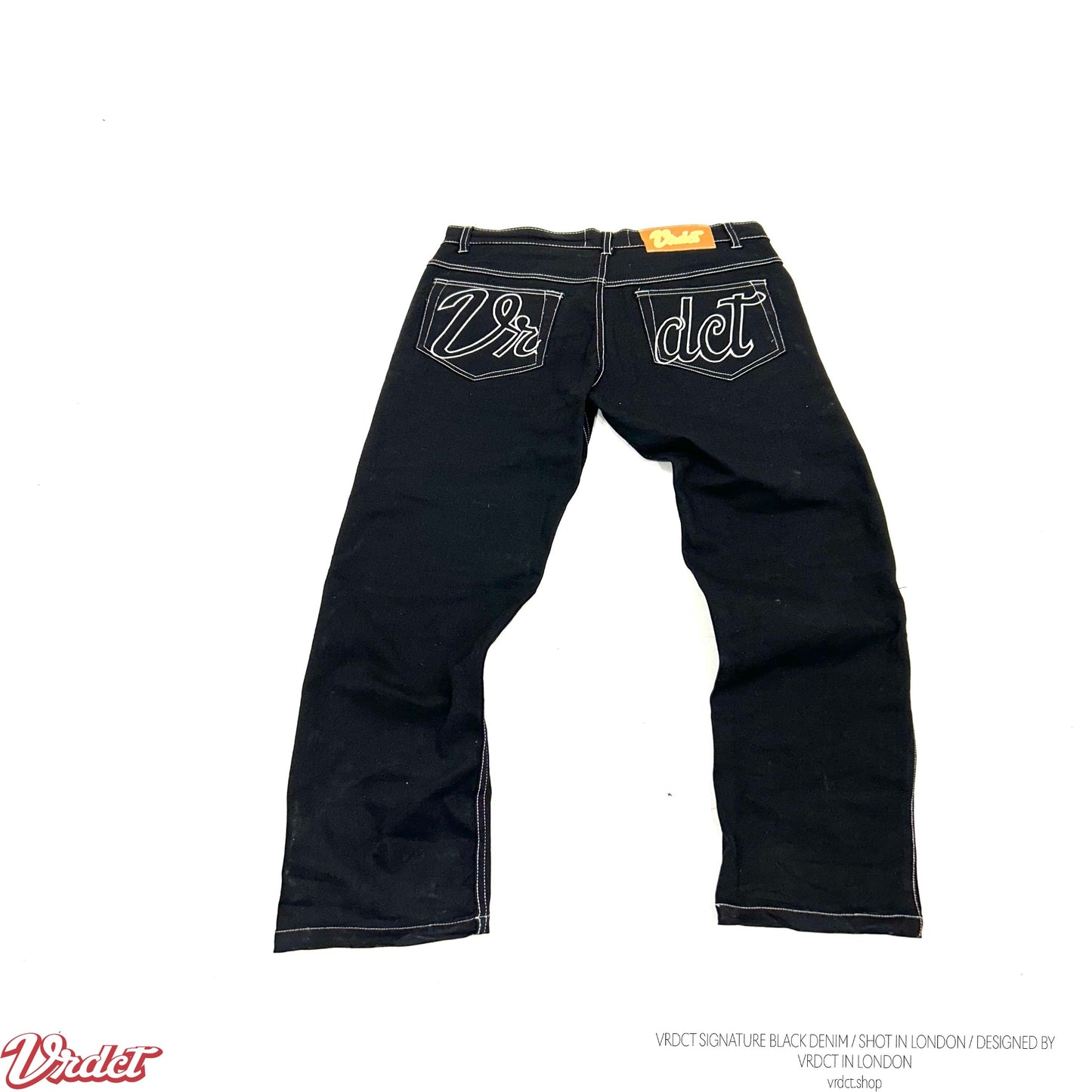 SIGNATURE JEANS BLACK